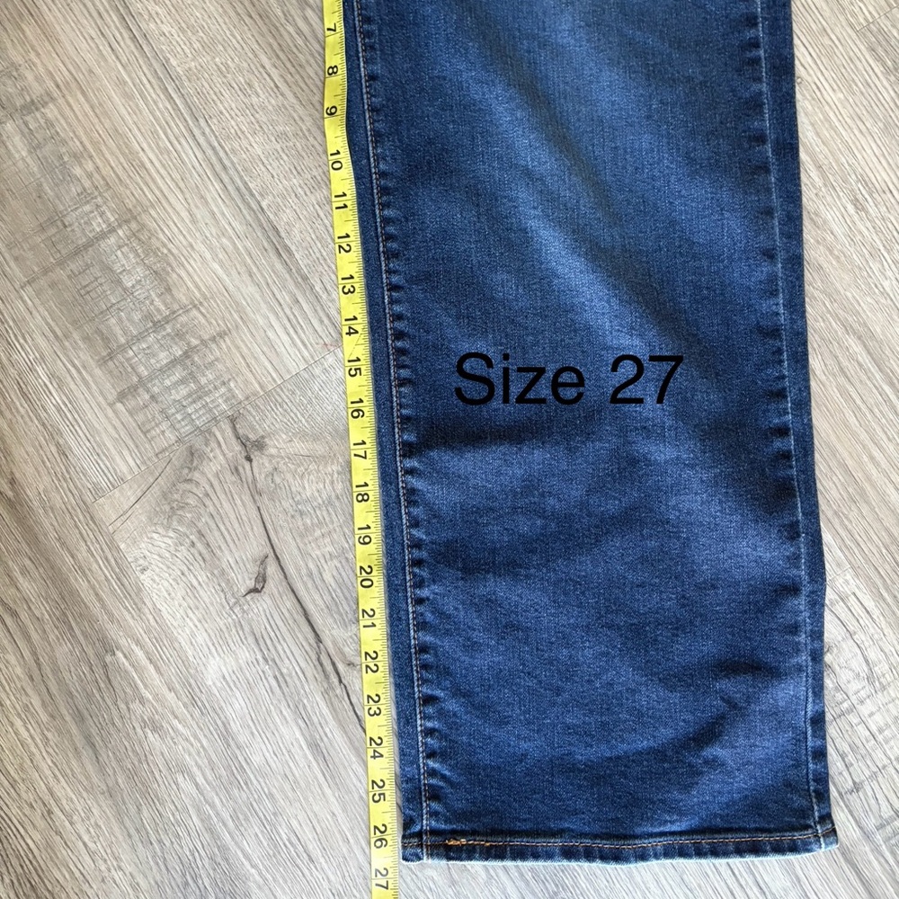 Levi's Women's Blue Flare & Wide Leg Jeans - Picture 7 of 15